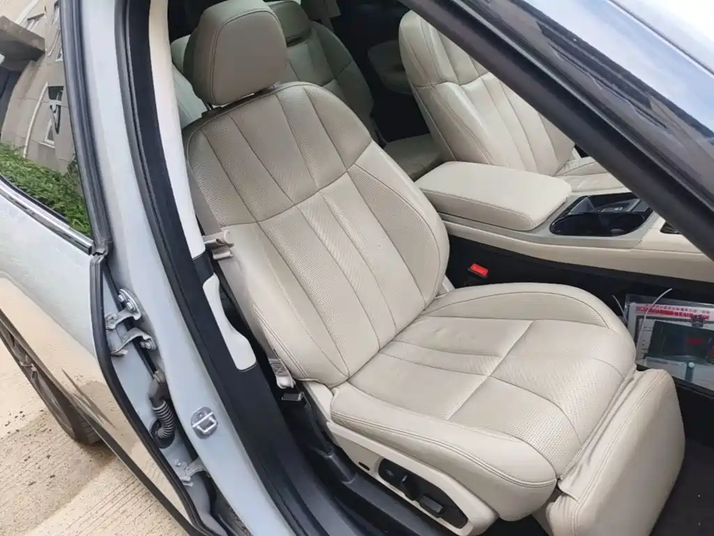 NIO ES8 2019 2018 355KM Base Model 7-Seater Version