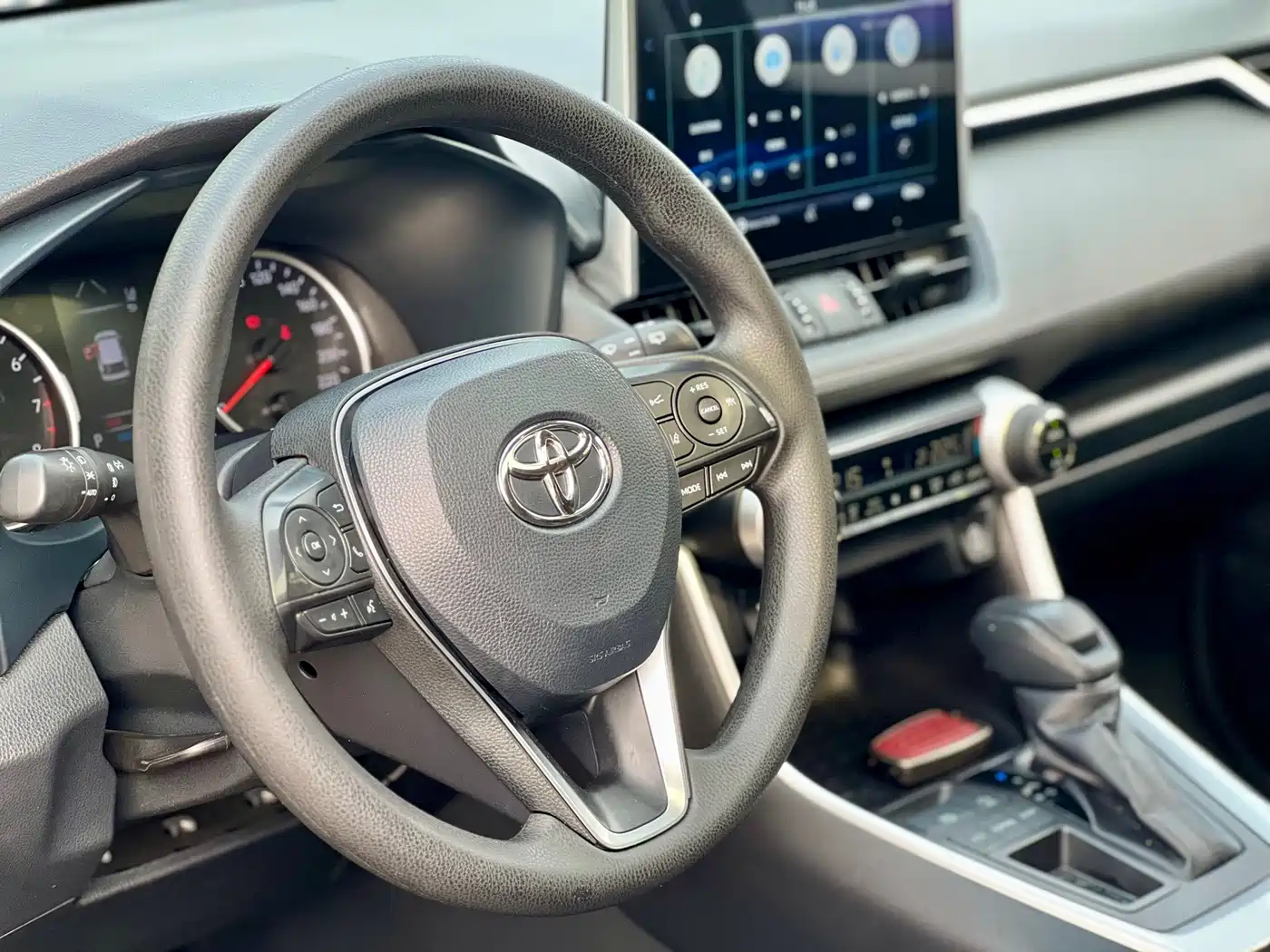 Toyota Wildlander 2020 2.0L CVT 2WD Luxury Edition фото 5