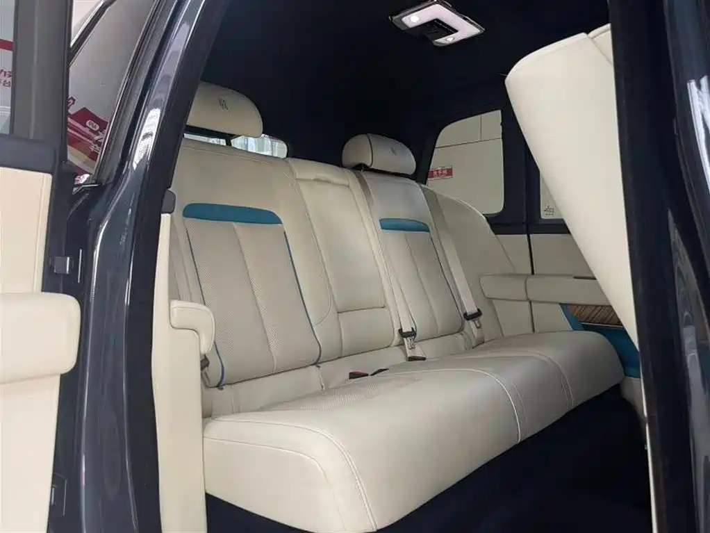 Rolls-Royce Cullinan 2018 5-Seater Version фото 18