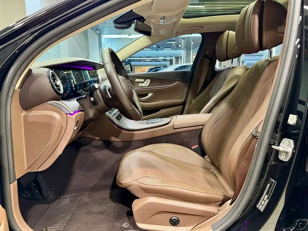 Mercedes-Benz E-Class 2021 E 300 L Fashion фото 18