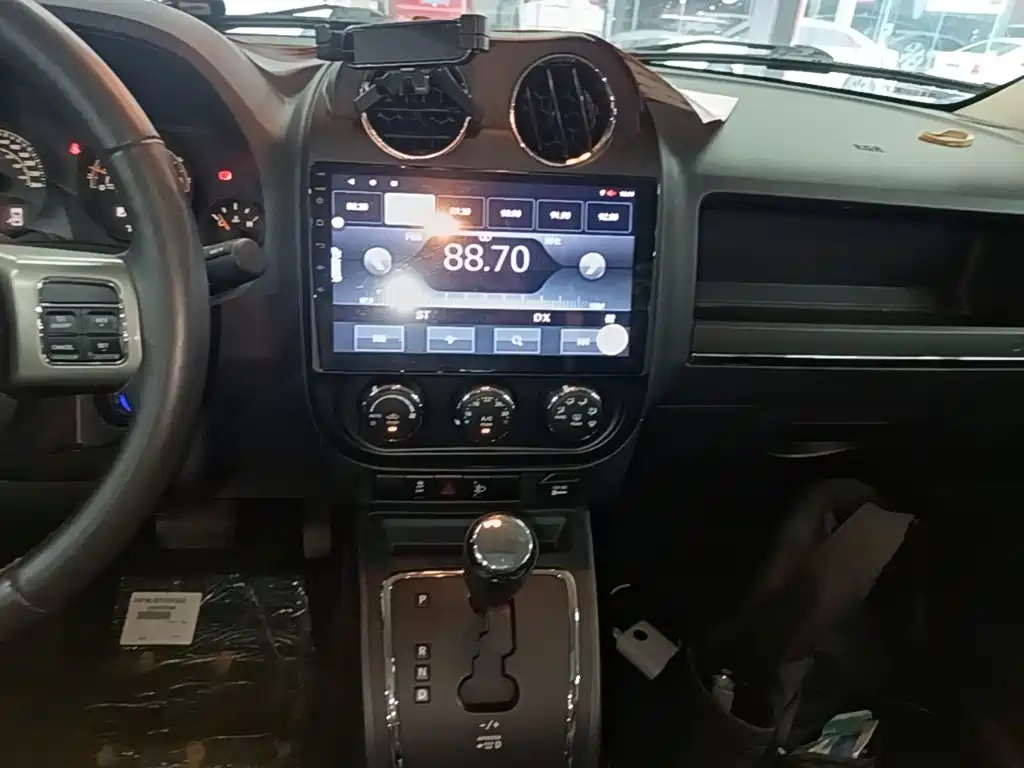 Jeep Patriot 2015 2014 2.4L Sport