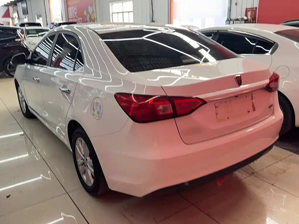Roewe 360 2015 2015 1.5L Automatic Luxury