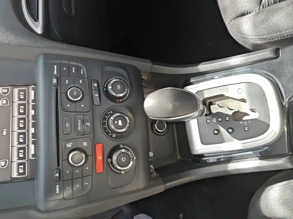 Citroën C4L 2016 2015 1.2T Automatic Luxury Edition