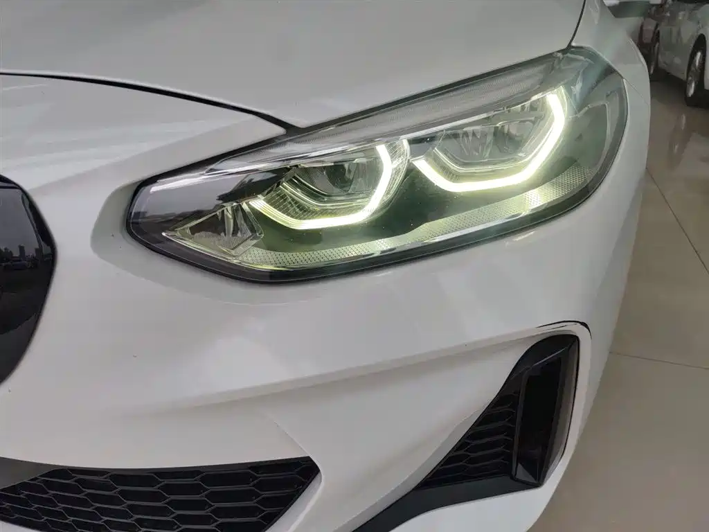 BMW 1 Series 2021 125i M Sport Black Night Edition фото 24