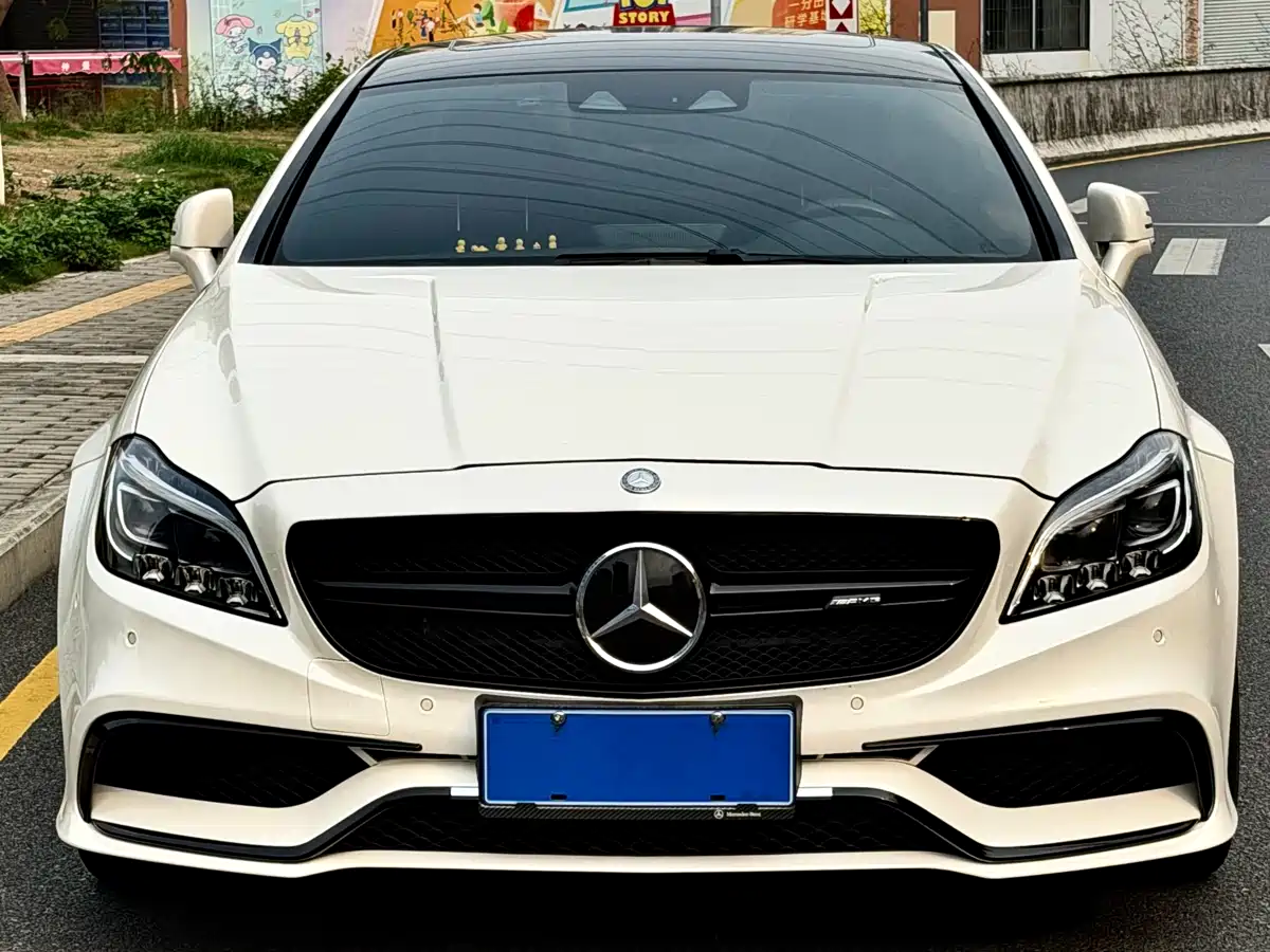 Mercedes-Benz CLS AMG 2015 AMG CLS 63 4MATIC фото 2