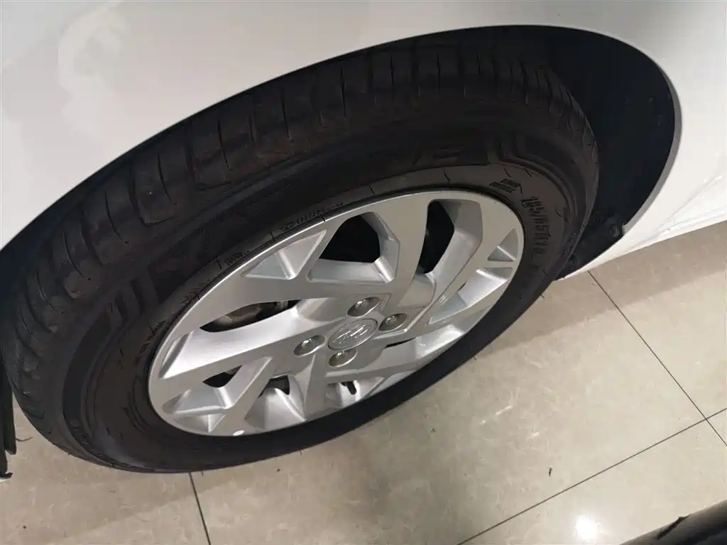 Hyundai Verna 2020 1.4L CVT TOP Elite Edition фото 23