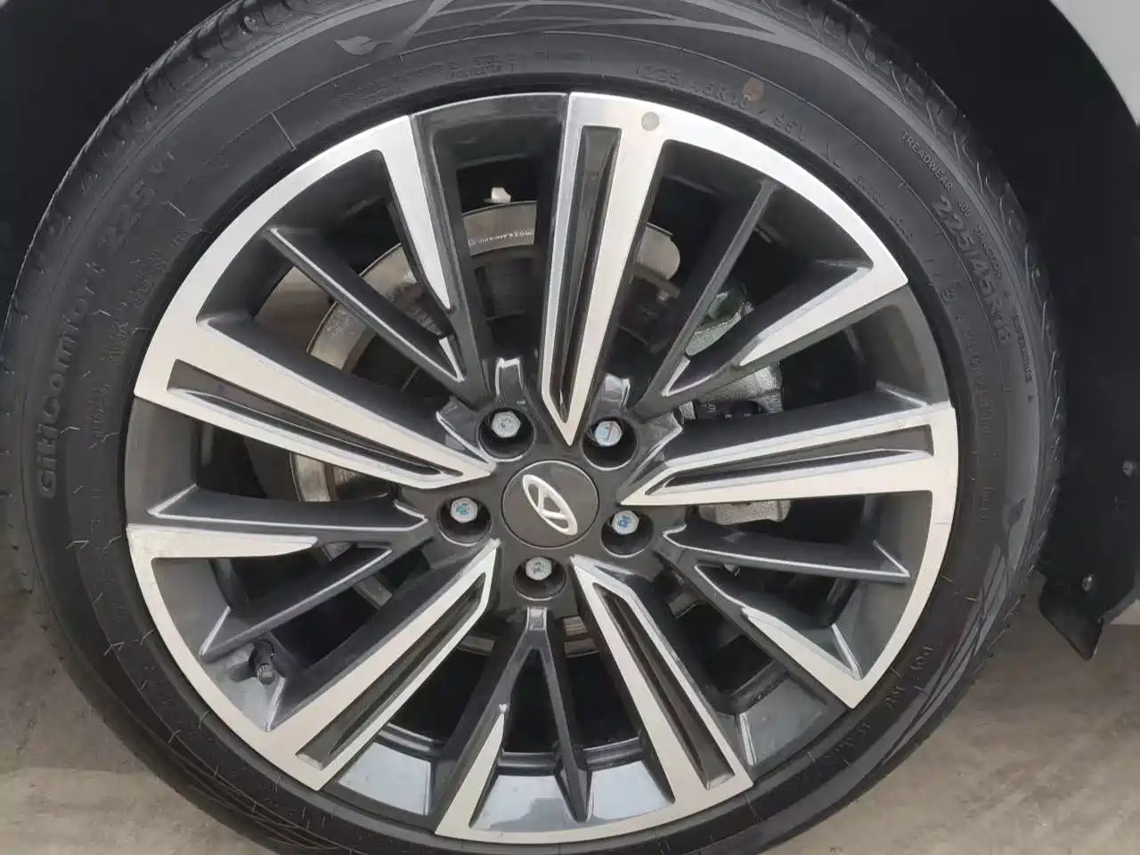 Chery Arrizo 8 2022 2022 1.6T DCT Premium