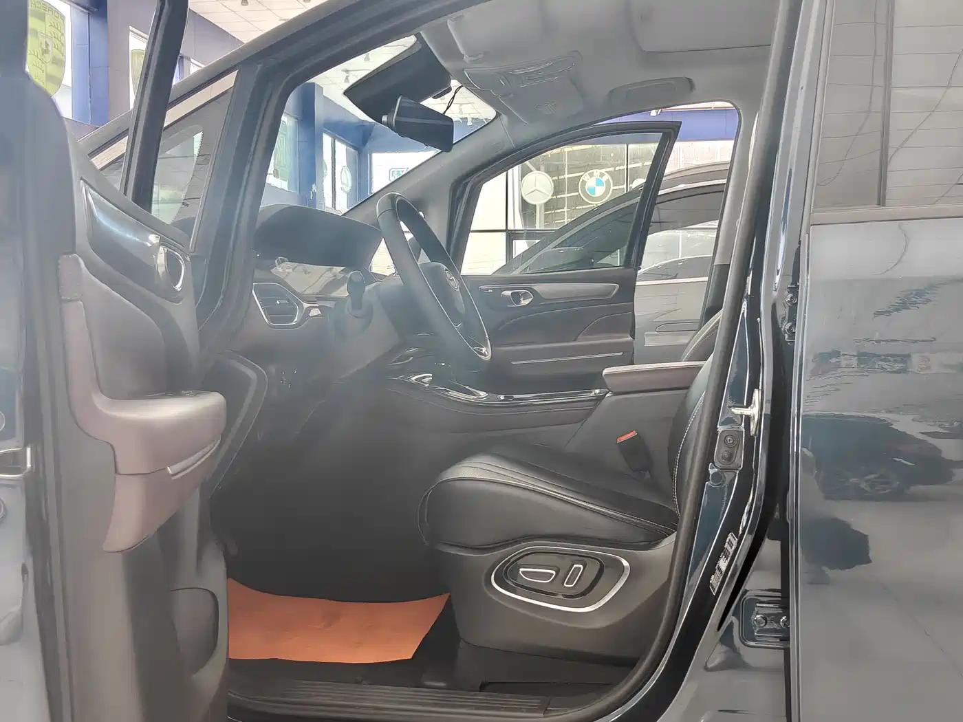 GAC Trumpchi Trumpchi M6 2023 PRO 270T DCT Luxury Edition фото 7