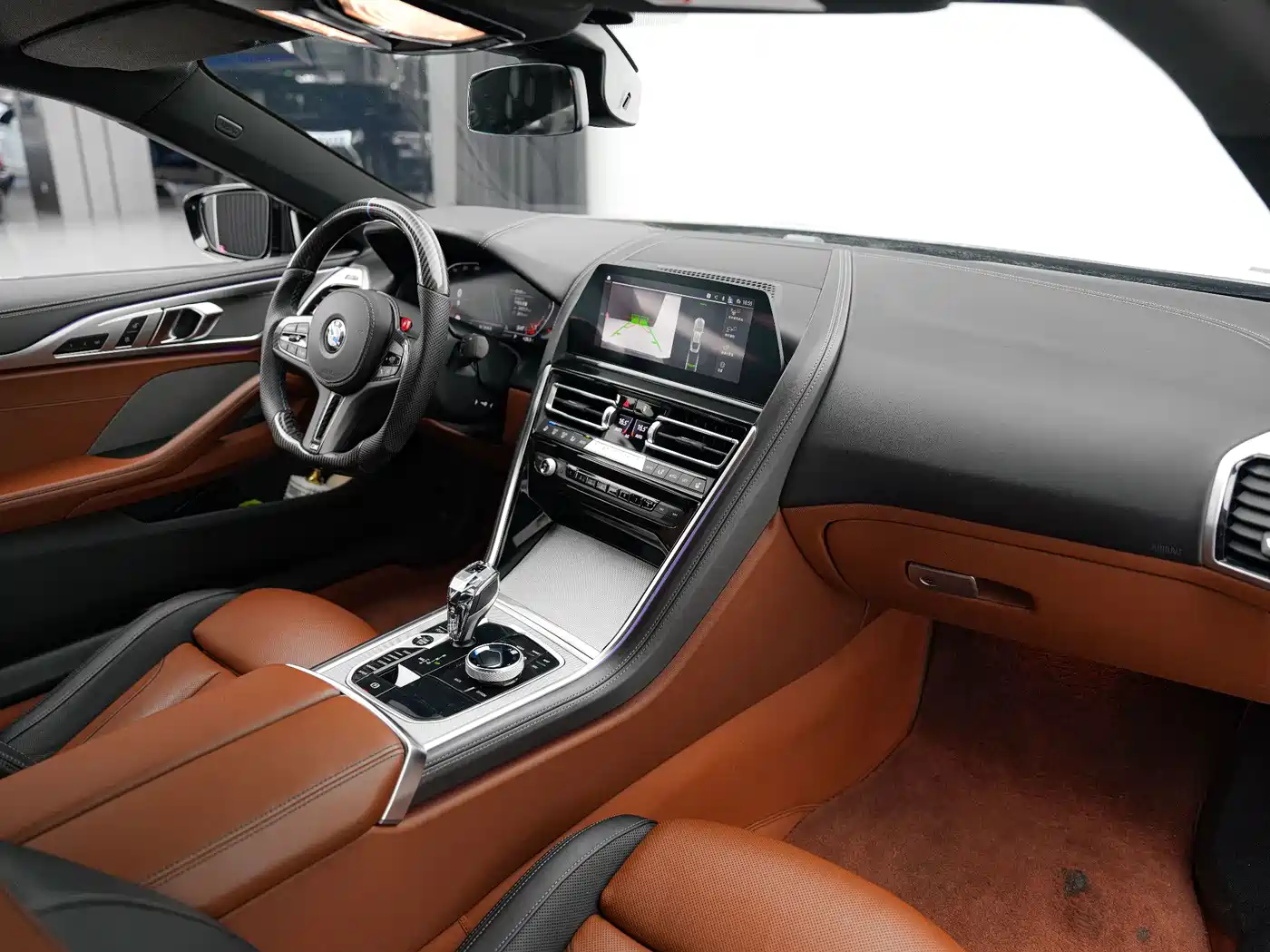 Фото 22 - BMW 8 Series