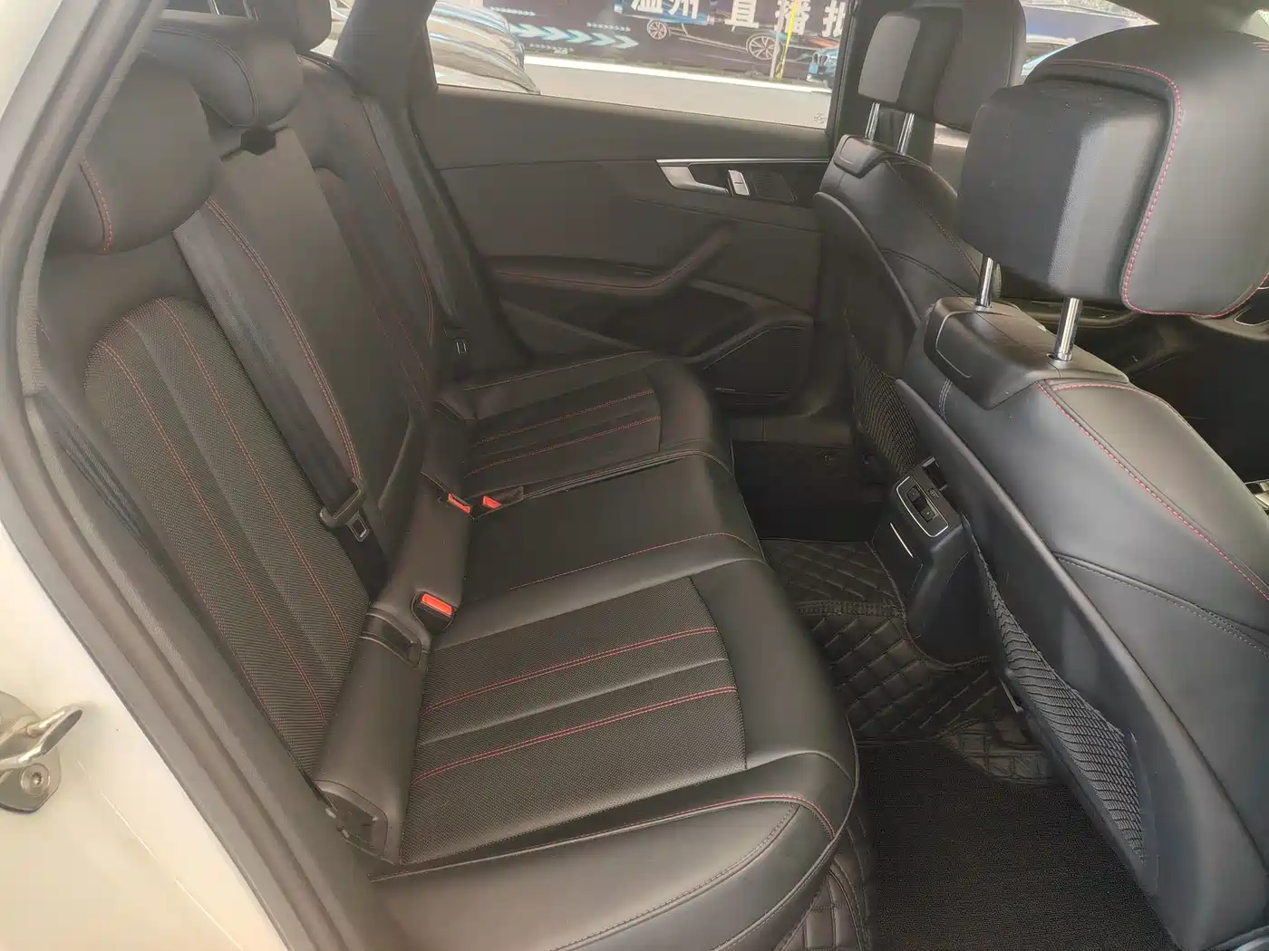Audi A4L 2025 2024 40 TFSI Luxury Dynamic
