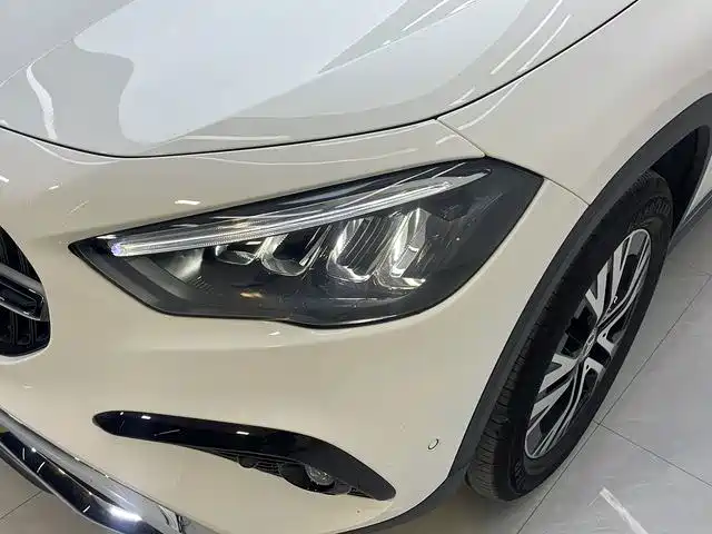 Mercedes-Benz GLA 2025 2024 GLA 220