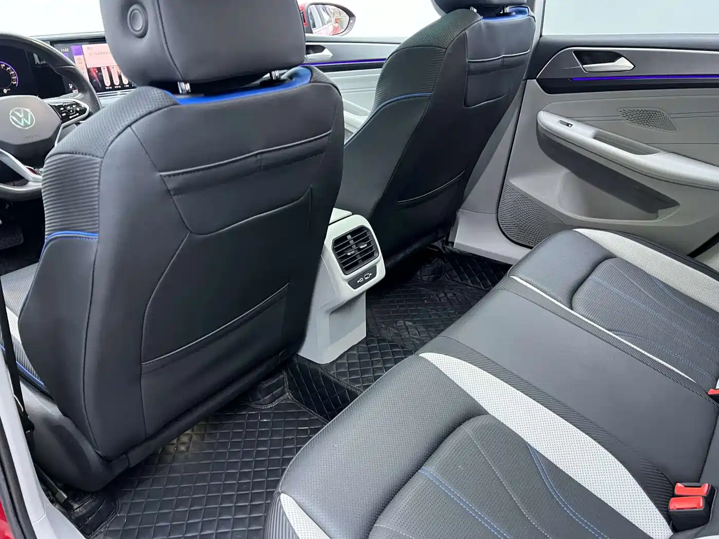Volkswagen Lamando 2022 Lamando L 280TSI DSG Ultra Spicy Flagship фото 26