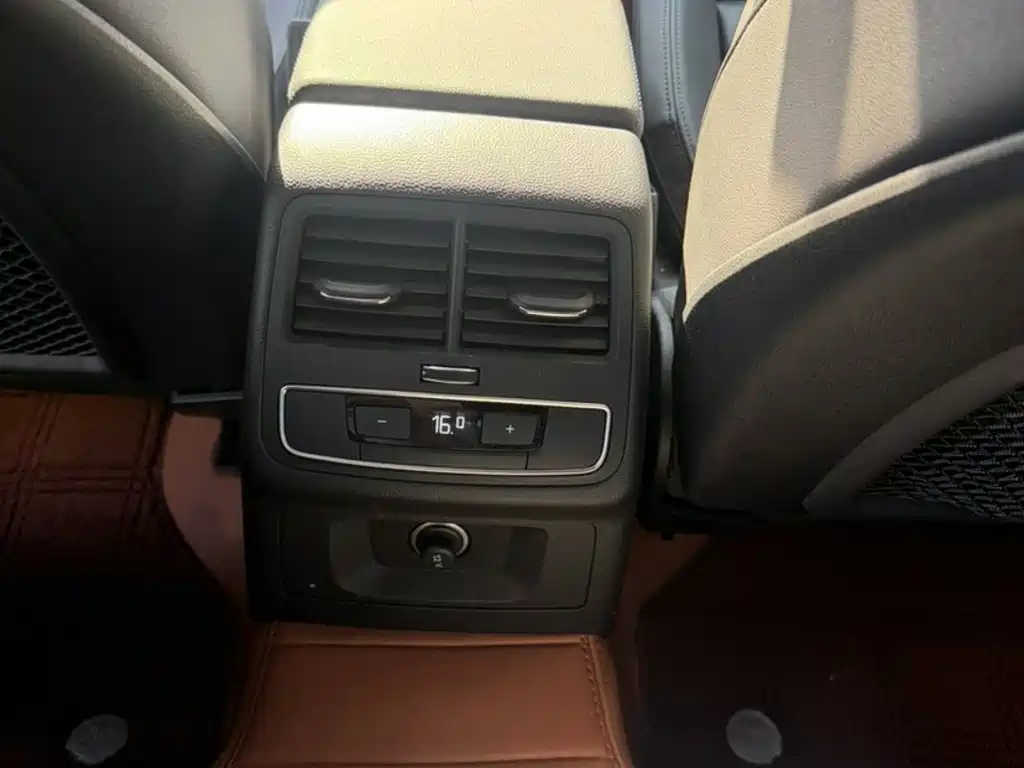 Audi A5 (Import) 2024 2023 Coupe 40 TFSI Fashion Dynamic