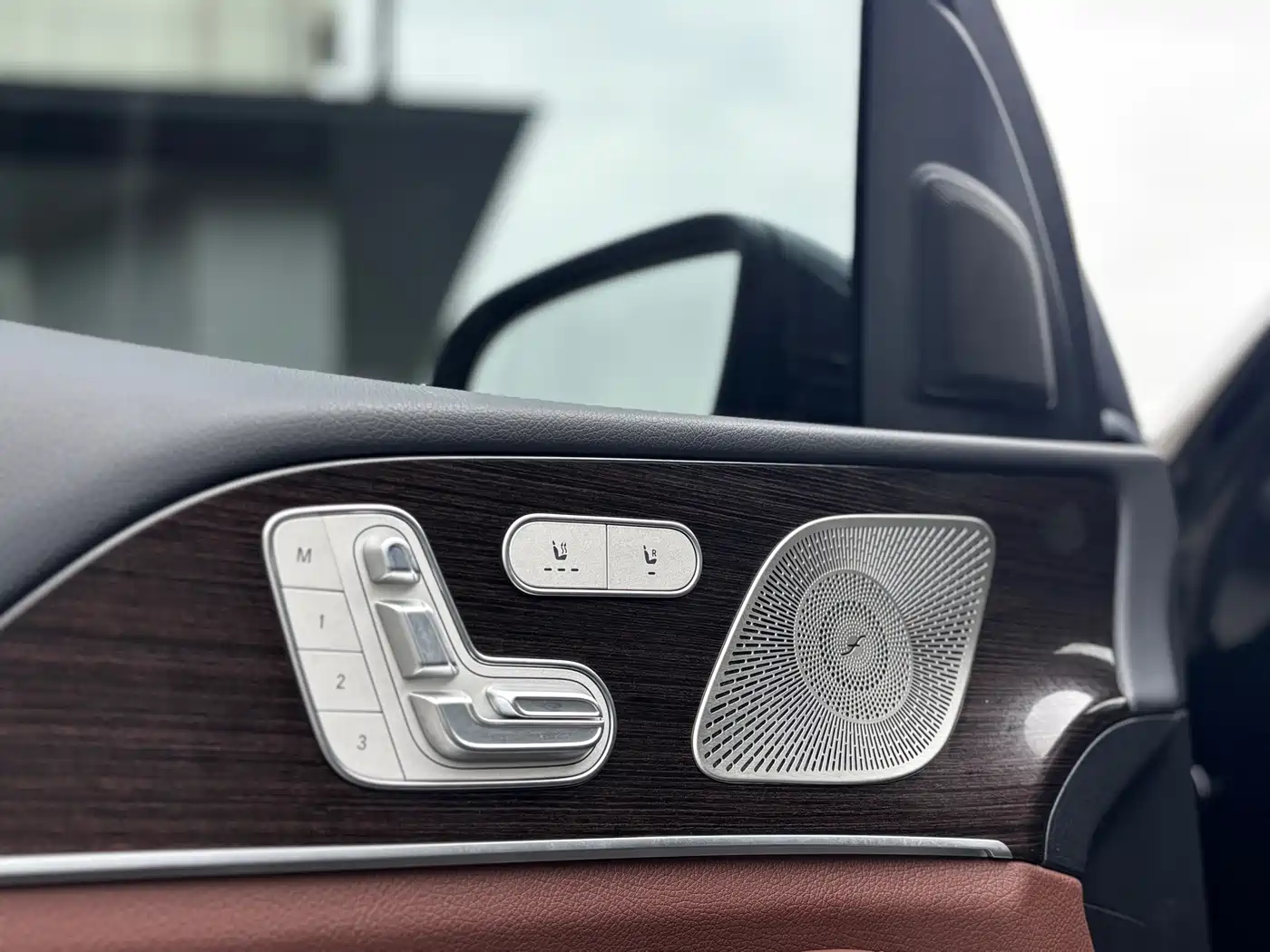 Mercedes-Benz GLE 2025 GLE 350 4MATIC Fashion фото 13