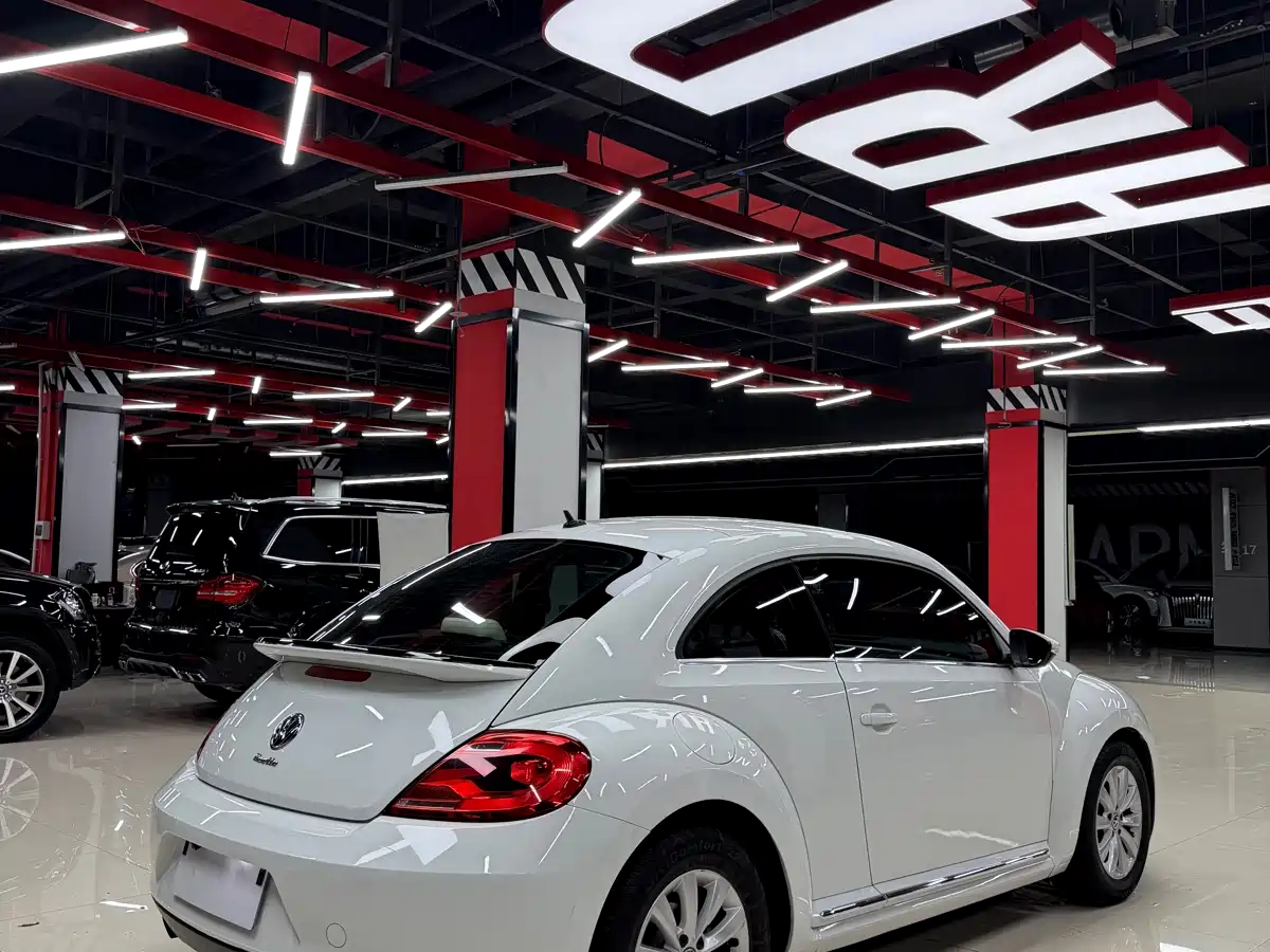 Volkswagen Beetle 2015 180TSI фото 5
