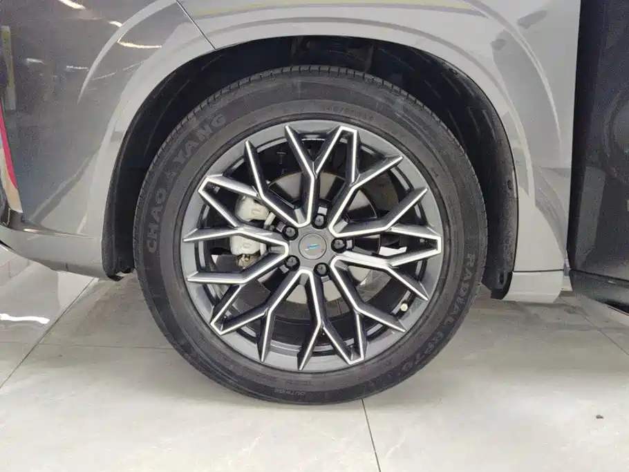 Changan Oshan Z6 2023 2022 Blue Whale 1.5T DCT Intelligent Leader
