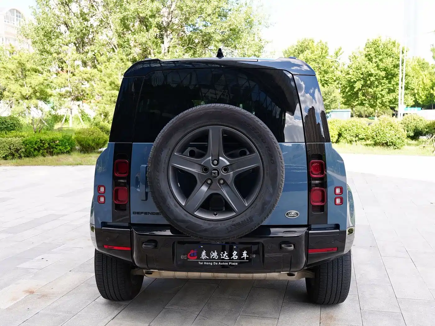 Фото 5 - Land Rover Defender