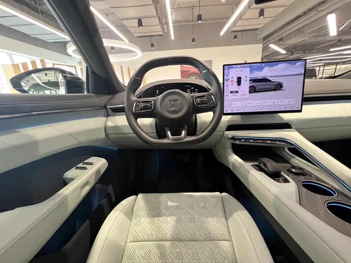 ZEEKR EXTREME KRYPTON 001