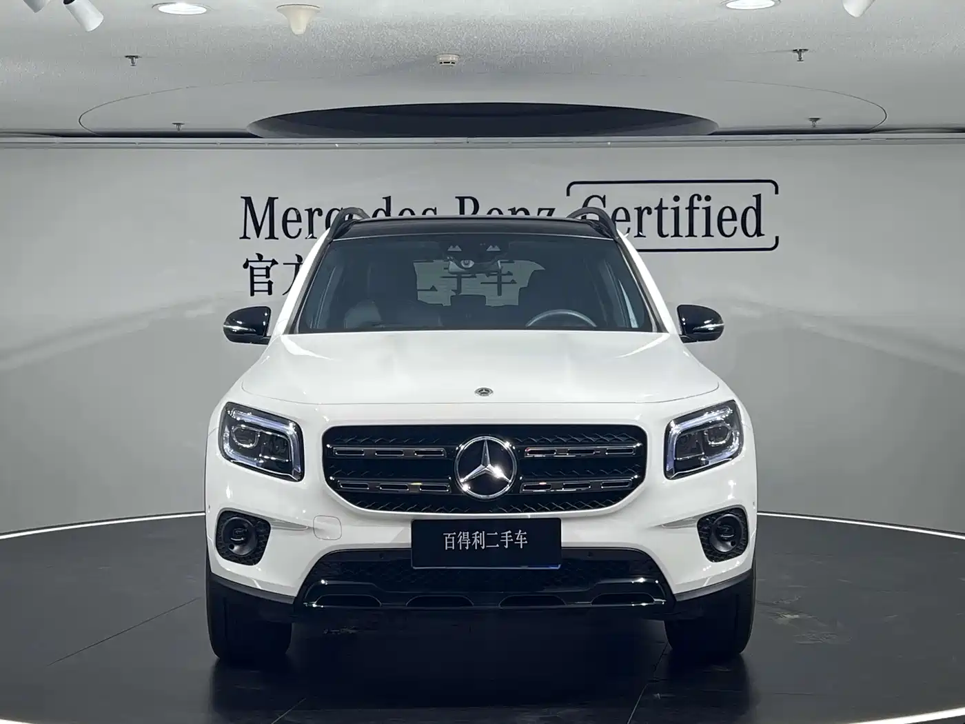 MERCEDES-BENZ GLB