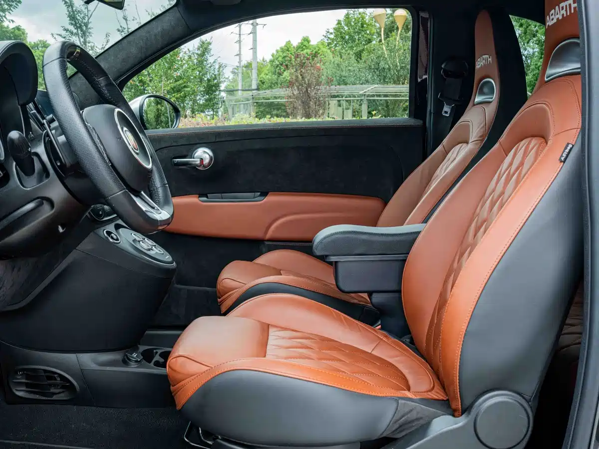 Abarth 595 2023 2021 Competizione