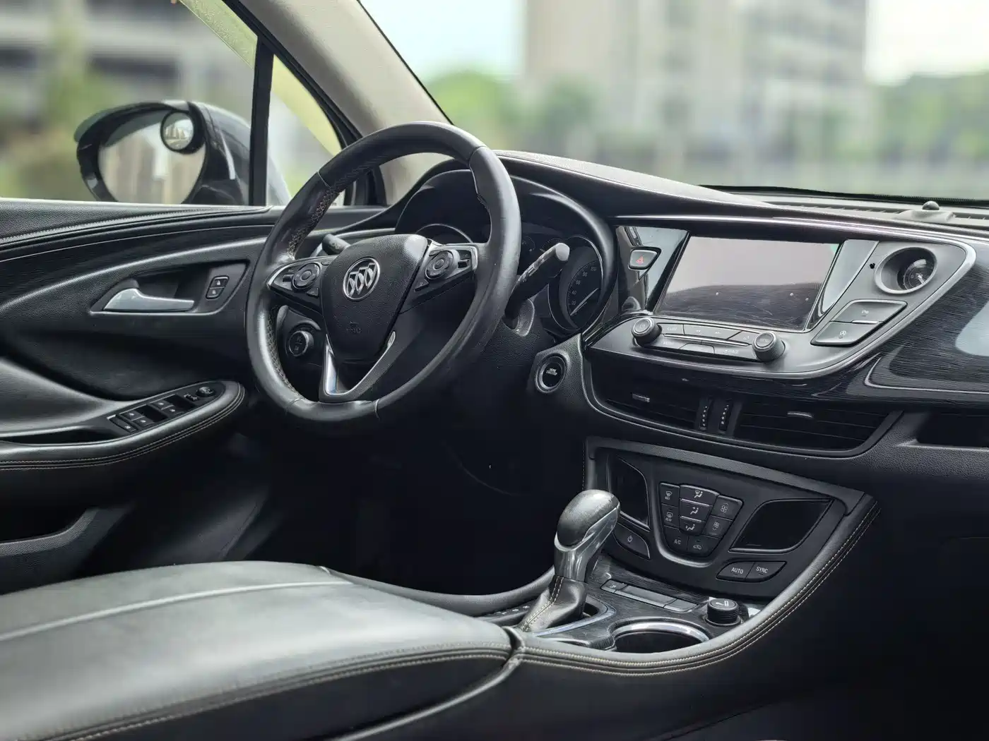 Фото 10 - Buick Envision Plus