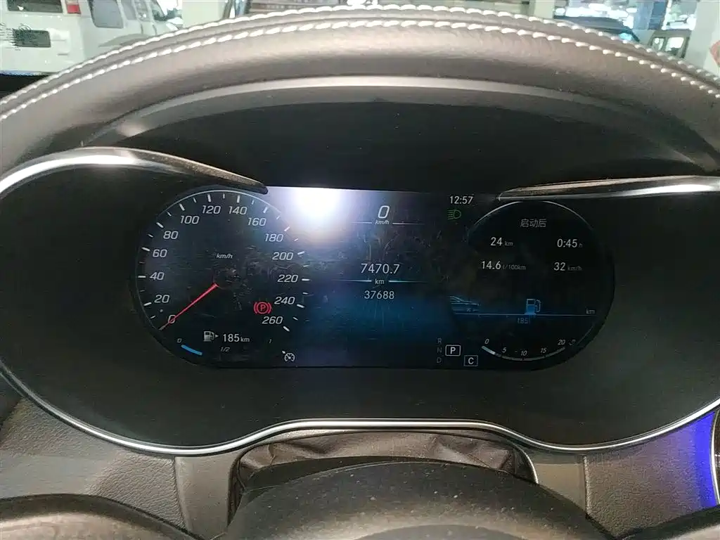 Mercedes-Benz GLC 2022 Facelift GLC 300 L 4MATIC Dynamic Collector's Edition фото 6
