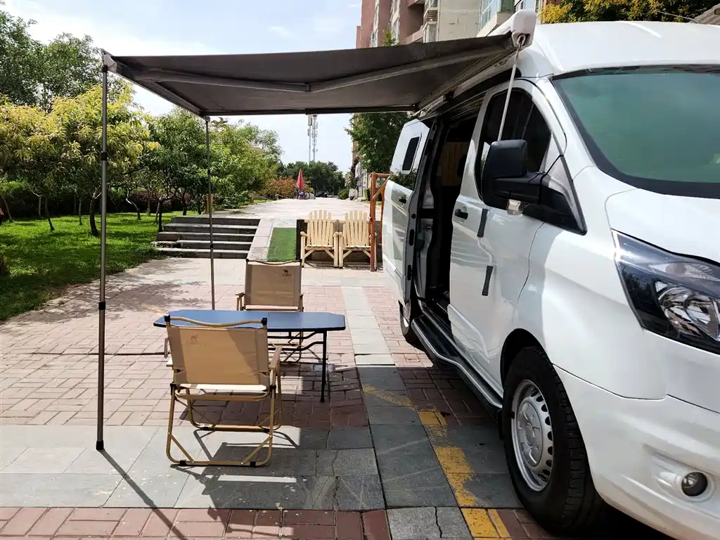Фото 4 - Ford Transit