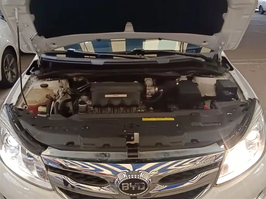 BYD Surui 2016 1.5L Manual Elite фото 20