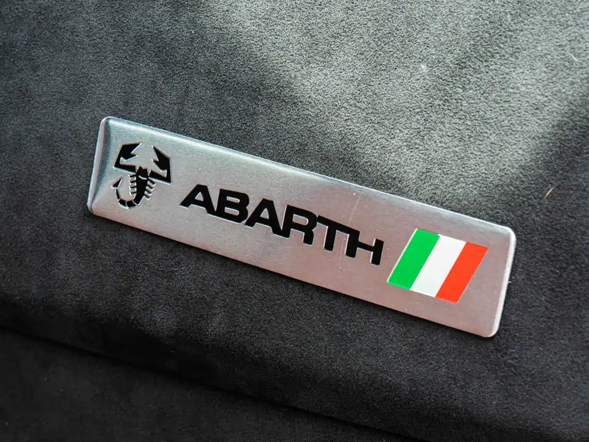 Abarth 595 2023 2021 Competizione