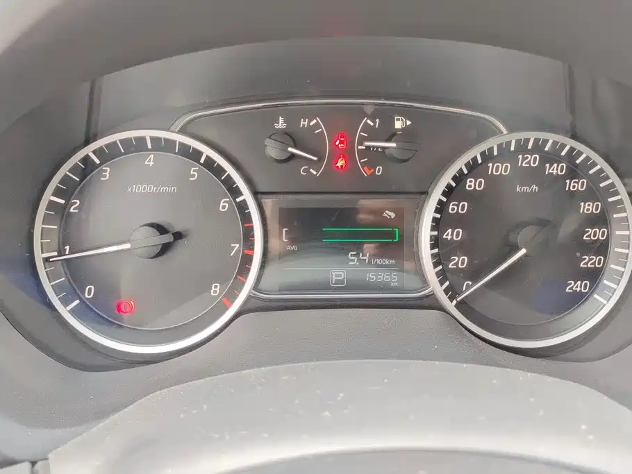 Nissan SYLPHY, миниатюра 14
