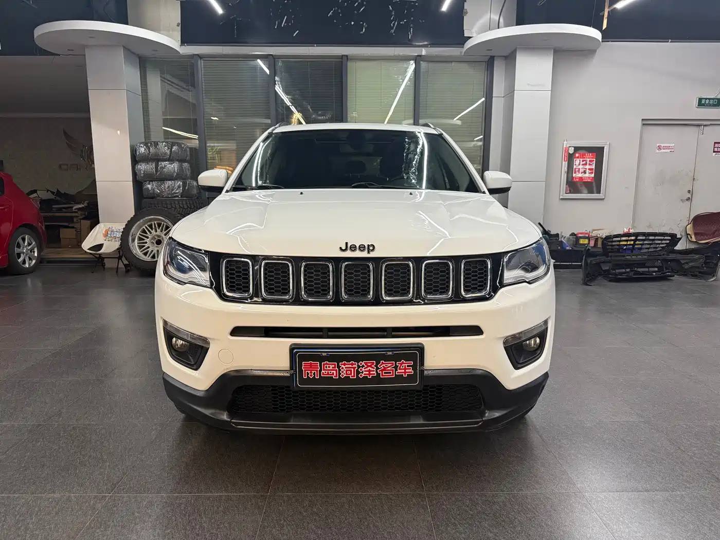 Фото 2 - Jeep Compass