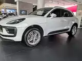 Photo 11 - Porsche Macan