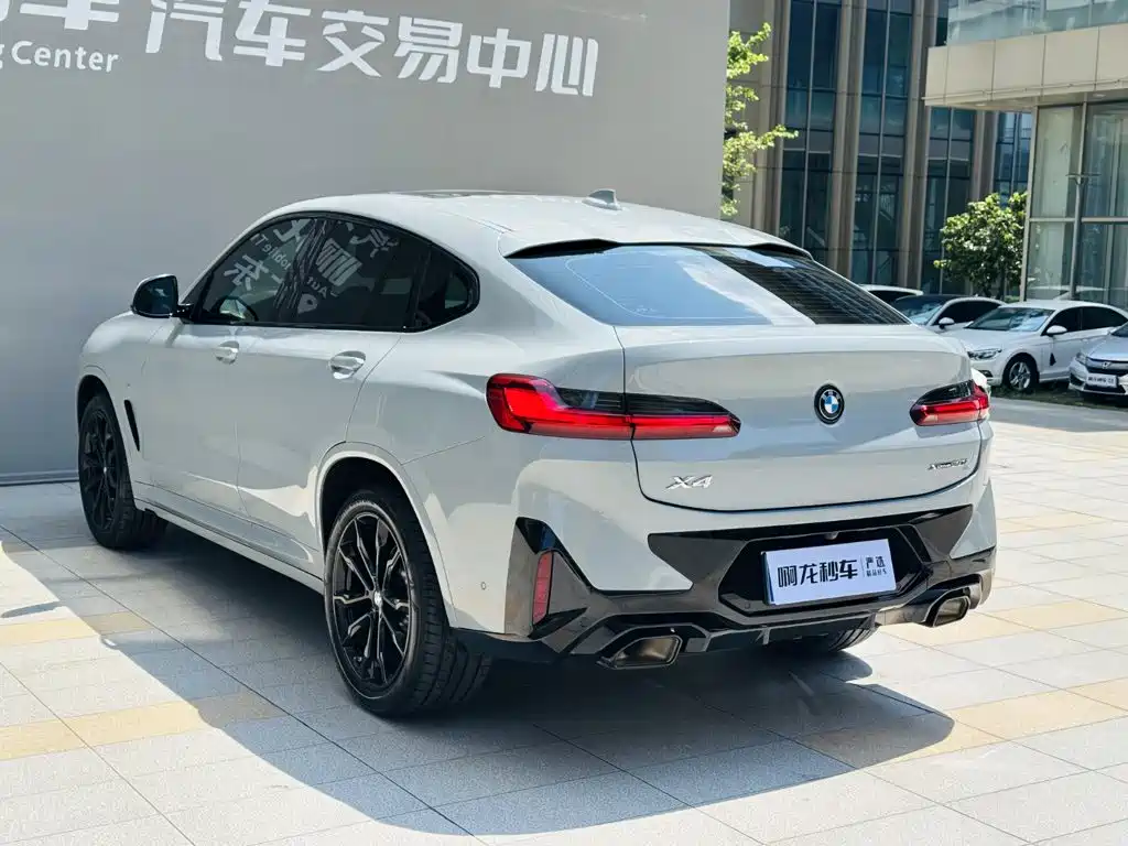 BMW X4 2023 2022 xDrive 30i M Sport Blackout Package