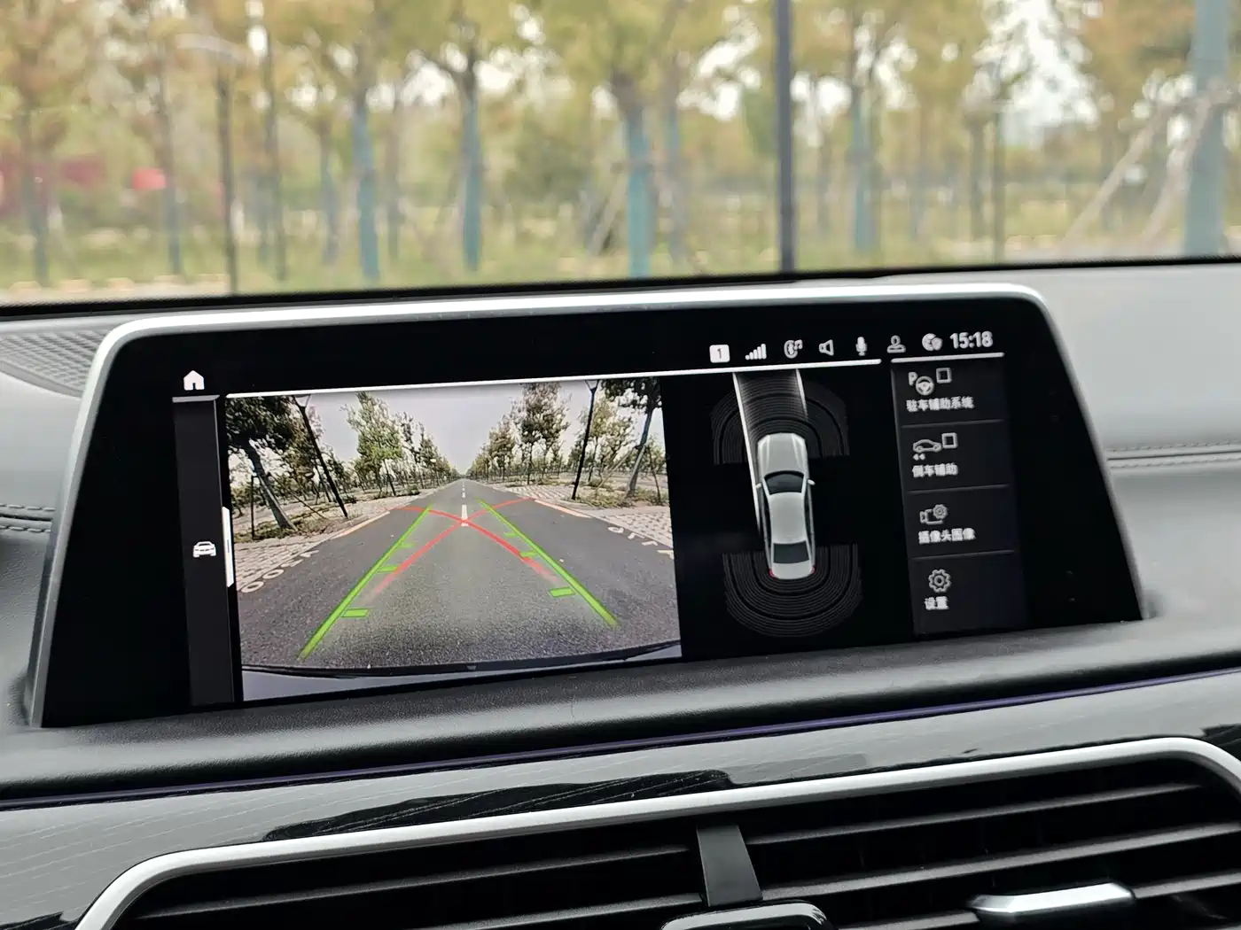 BMW 7 Series 2019 730Li M Sport Package фото 14
