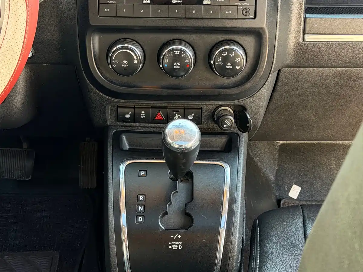 Jeep Compass (Import) 2013 2014 Facelift 2.4L 4WD Luxury Edition