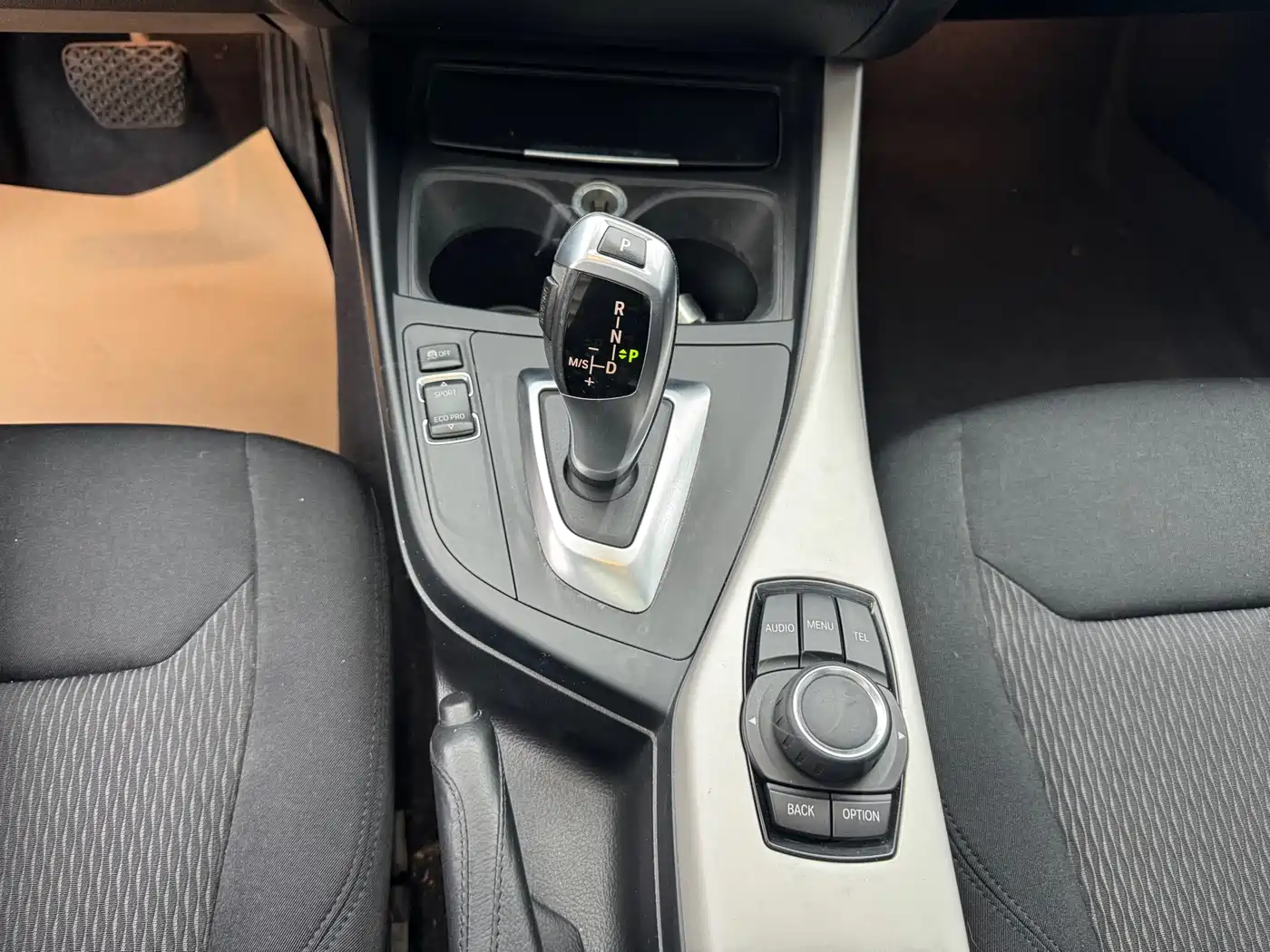 BMW 1 Series (Import) 2013 Facelift 118i Leading Model фото 17