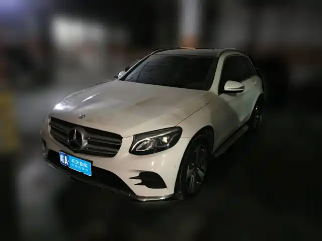 Mercedes-Benz GLC 2017 GLC 260 4MATIC Luxury — фото 1