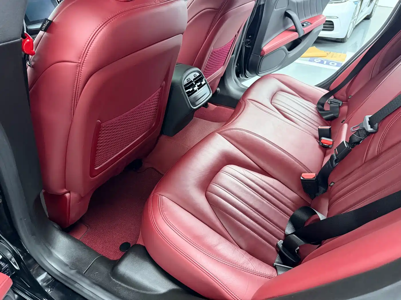 Maserati Ghibli 2019 3.0T Luxury Edition China V фото 10