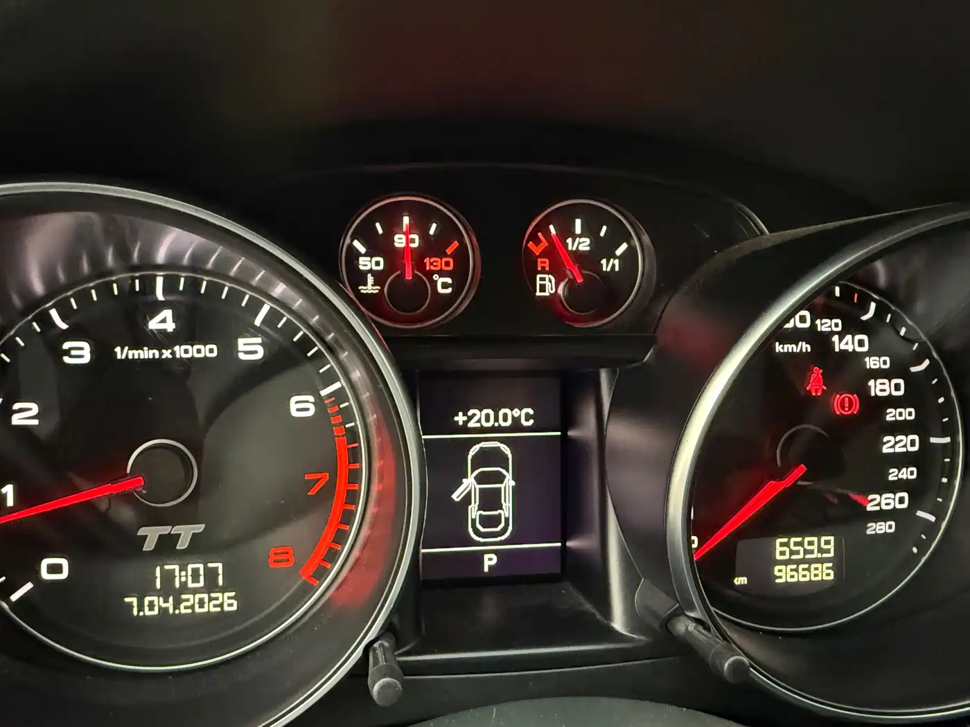 Audi TT 2014 TT Coupe 45 TFSI quattro Premium фото 23