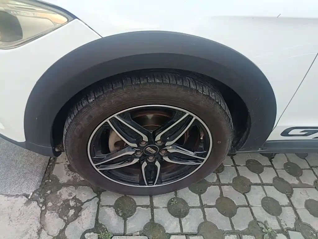 Qoros 3 2017 2017 GT 1.6T Automatic Delight Model