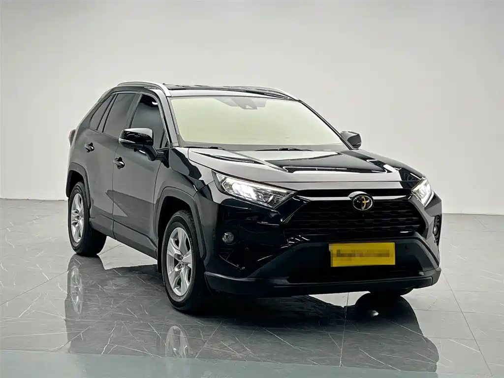 Toyota RAV4 Rongfang 2020 2.0L CVT 2WD Urban Edition фото 8