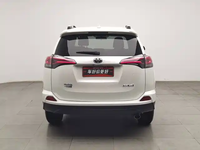 Toyota RAV4 Rongfang 2016 2.0L CVT 2WD Comfort (China V) — фото 4