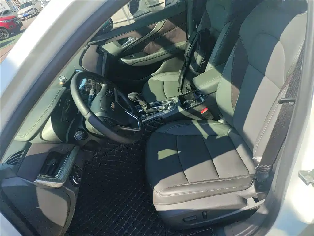Chevrolet Malibu 2017 1.5T Automatic Luxury Edition фото 15