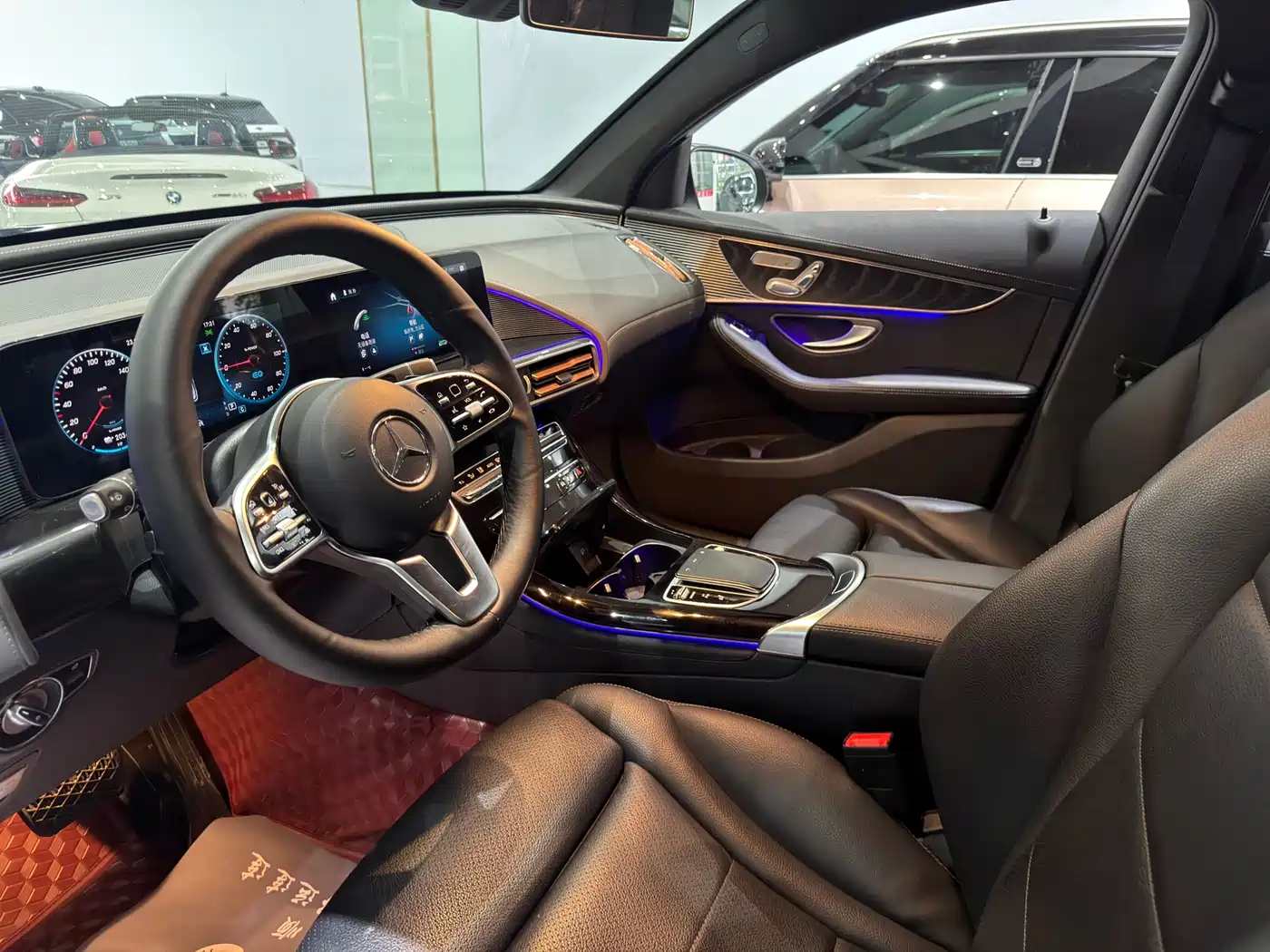 Mercedes-Benz EQC, миниатюра 4