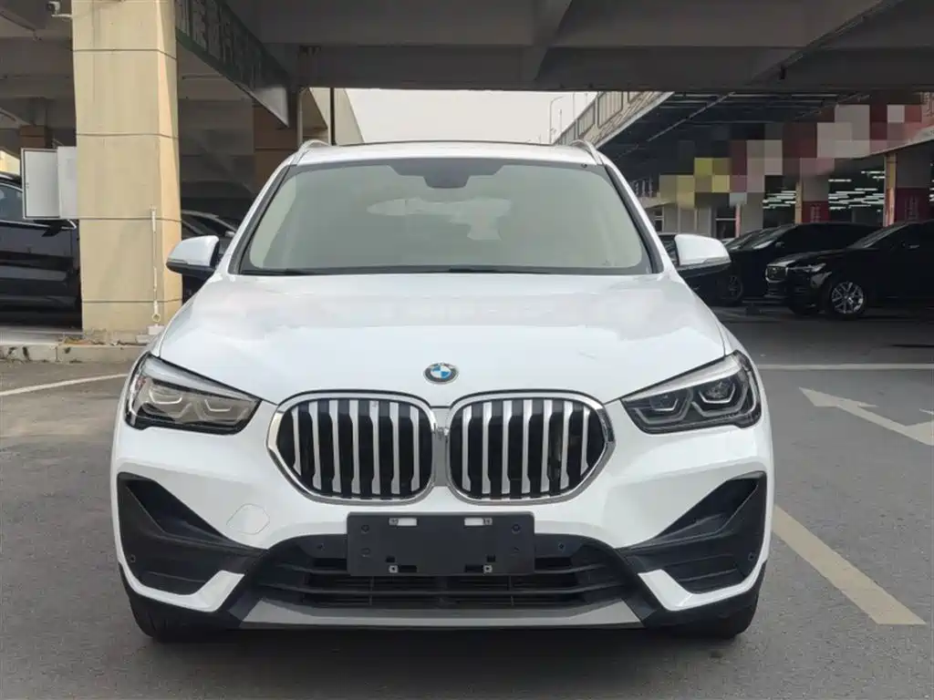 BMW X1 2020 sDrive25Li Leading Model фото 14