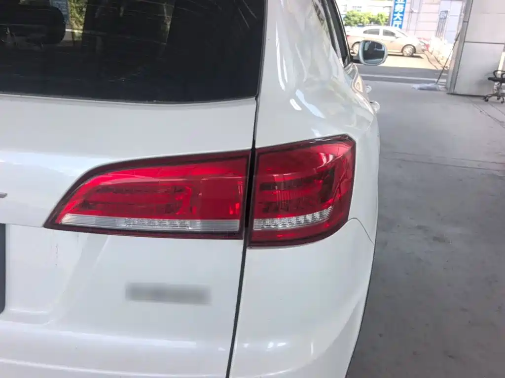 Фото 8 - Haval H7