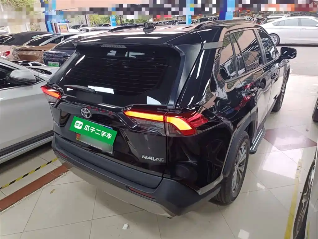 Toyota RAV4 Rongfang 2023 2.0L CVT FWD Style Plus Edition фото 7