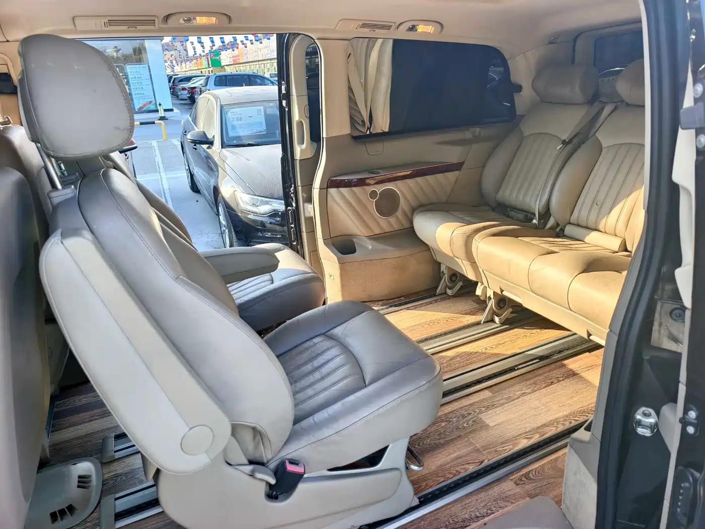 Mercedes-Benz Viano 2013 3.0L Comfort Edition фото 6