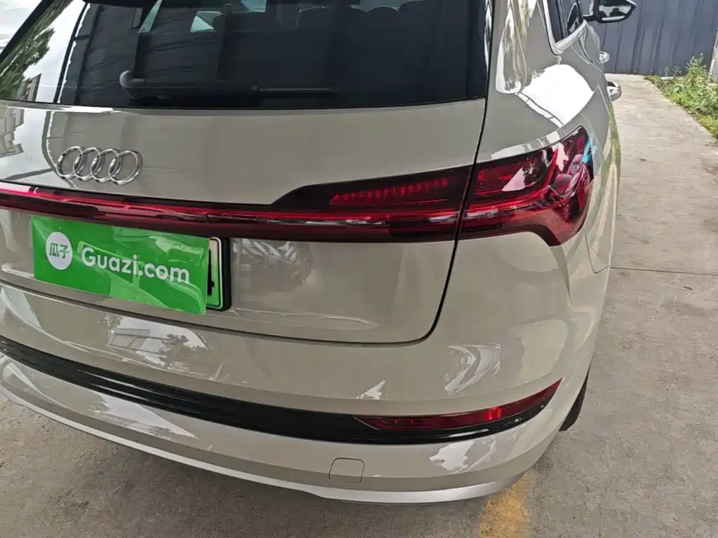 Audi e-tron (Import) 2020 2019 55 quattro Fashion