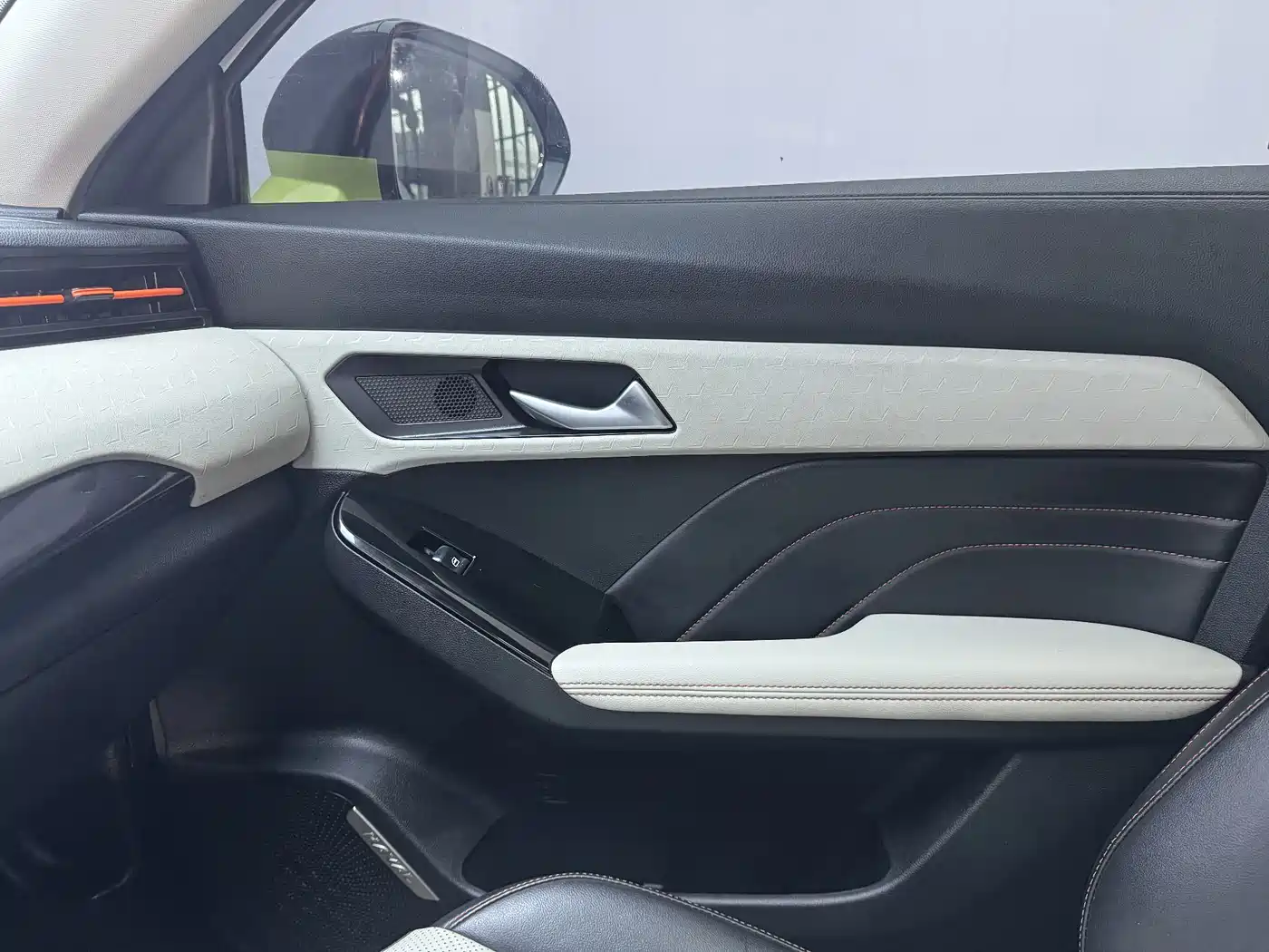 Haval Chitu 2021 1.5T Silver Rabbit Turbo Edition фото 7